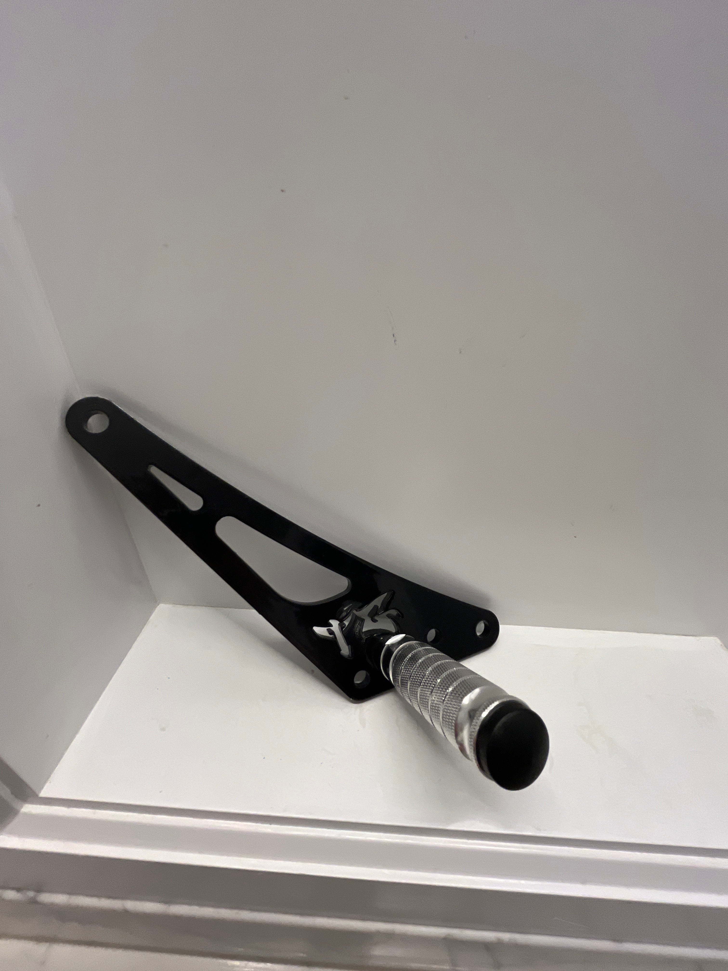 Ultra Bee Shift Lock & Bracket