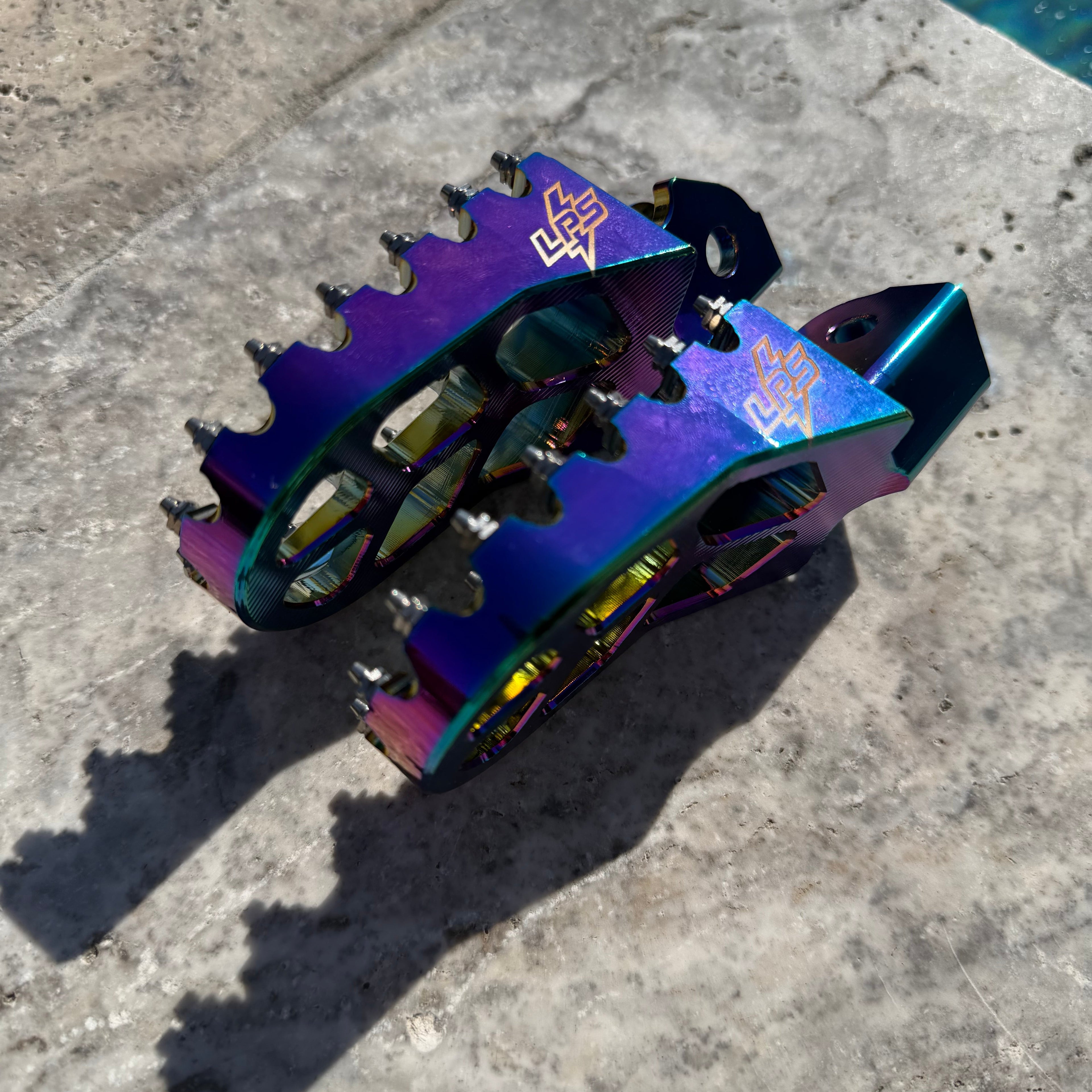 Neochrome Foot Pegs LBX/Eride Pro/Talaria