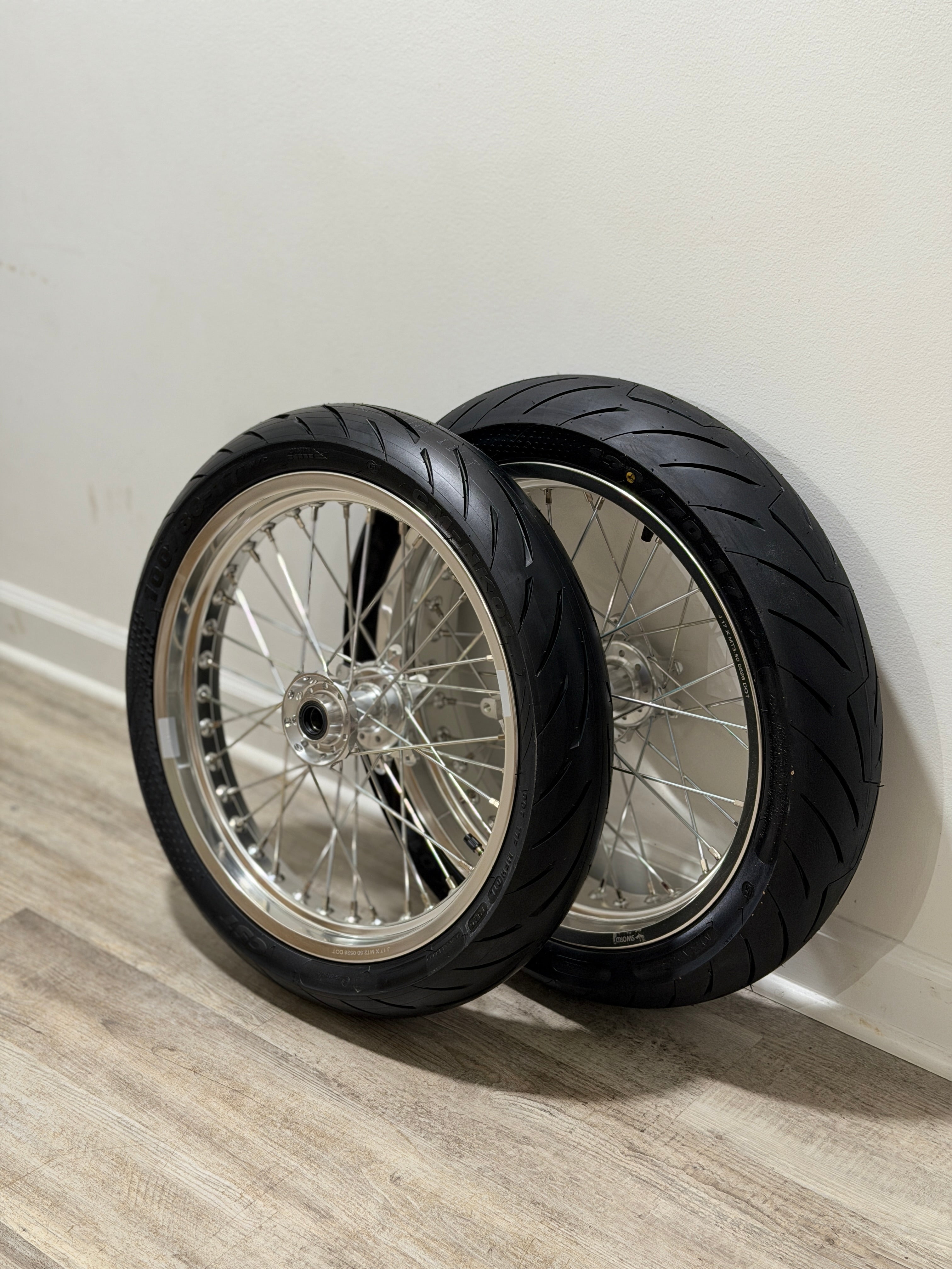 Chrome Ultra bee Supermoto Wheelset