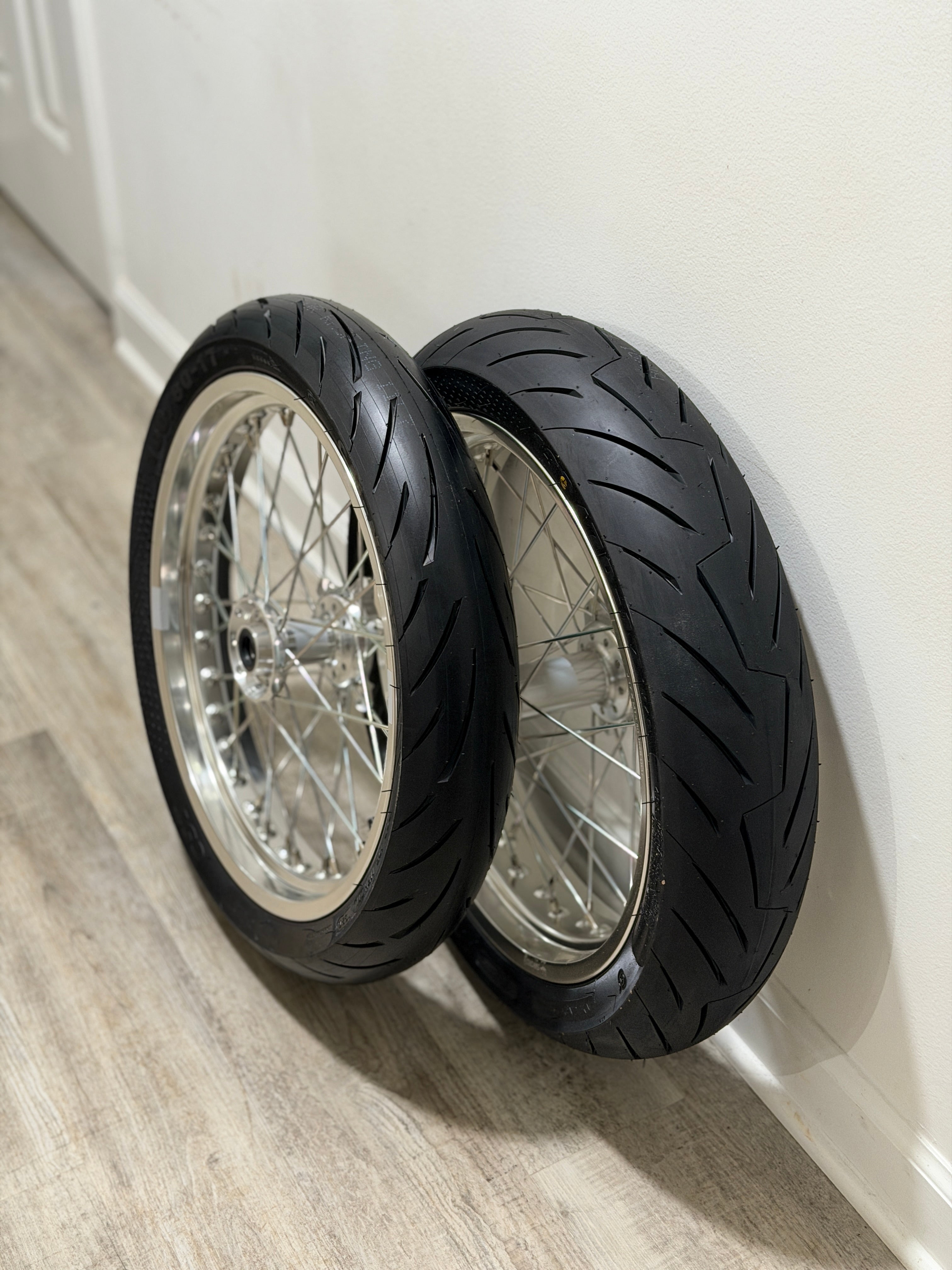 Chrome Ultra bee Supermoto Wheelset