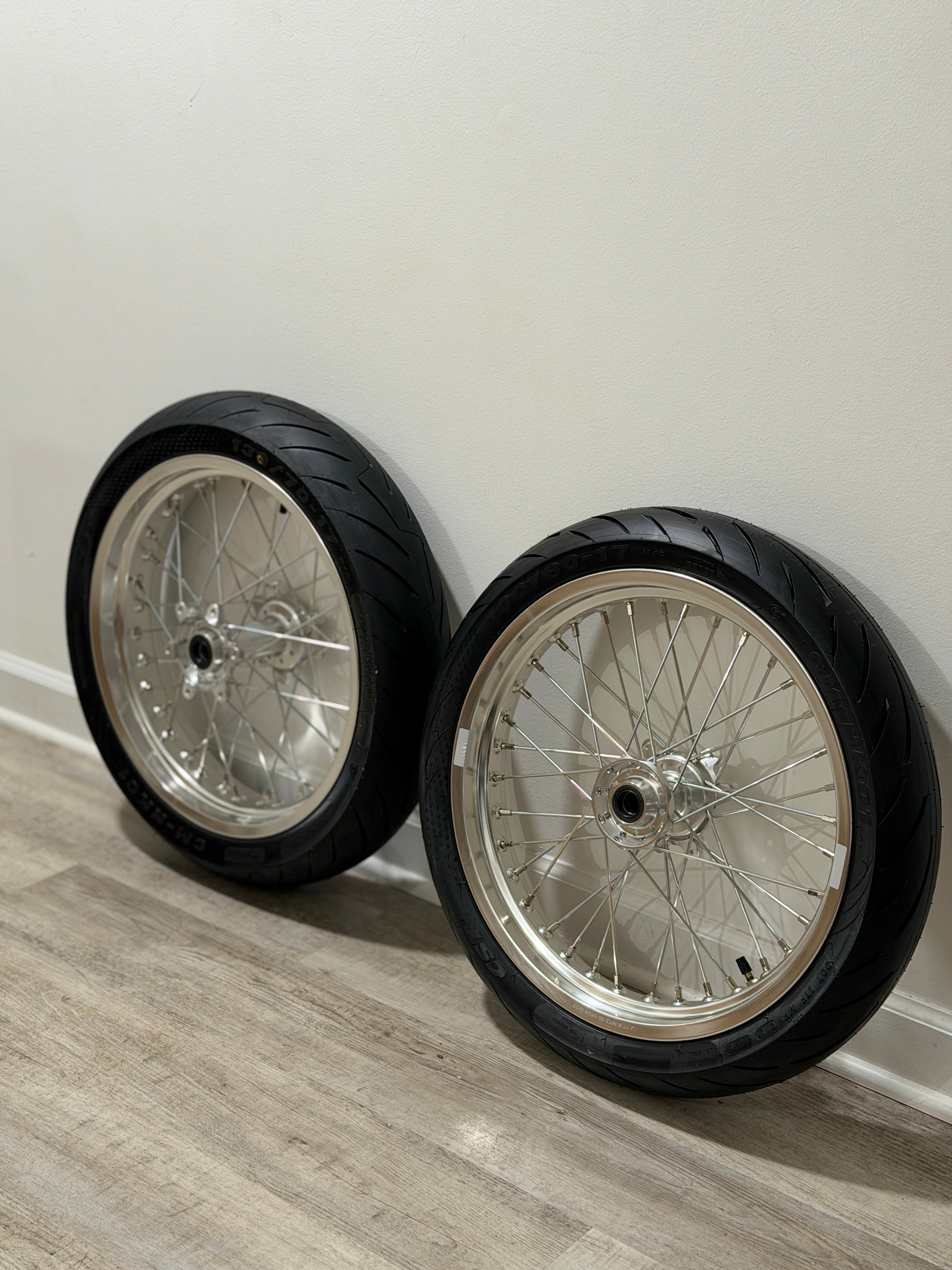 Chrome Ultra bee Supermoto Wheelset