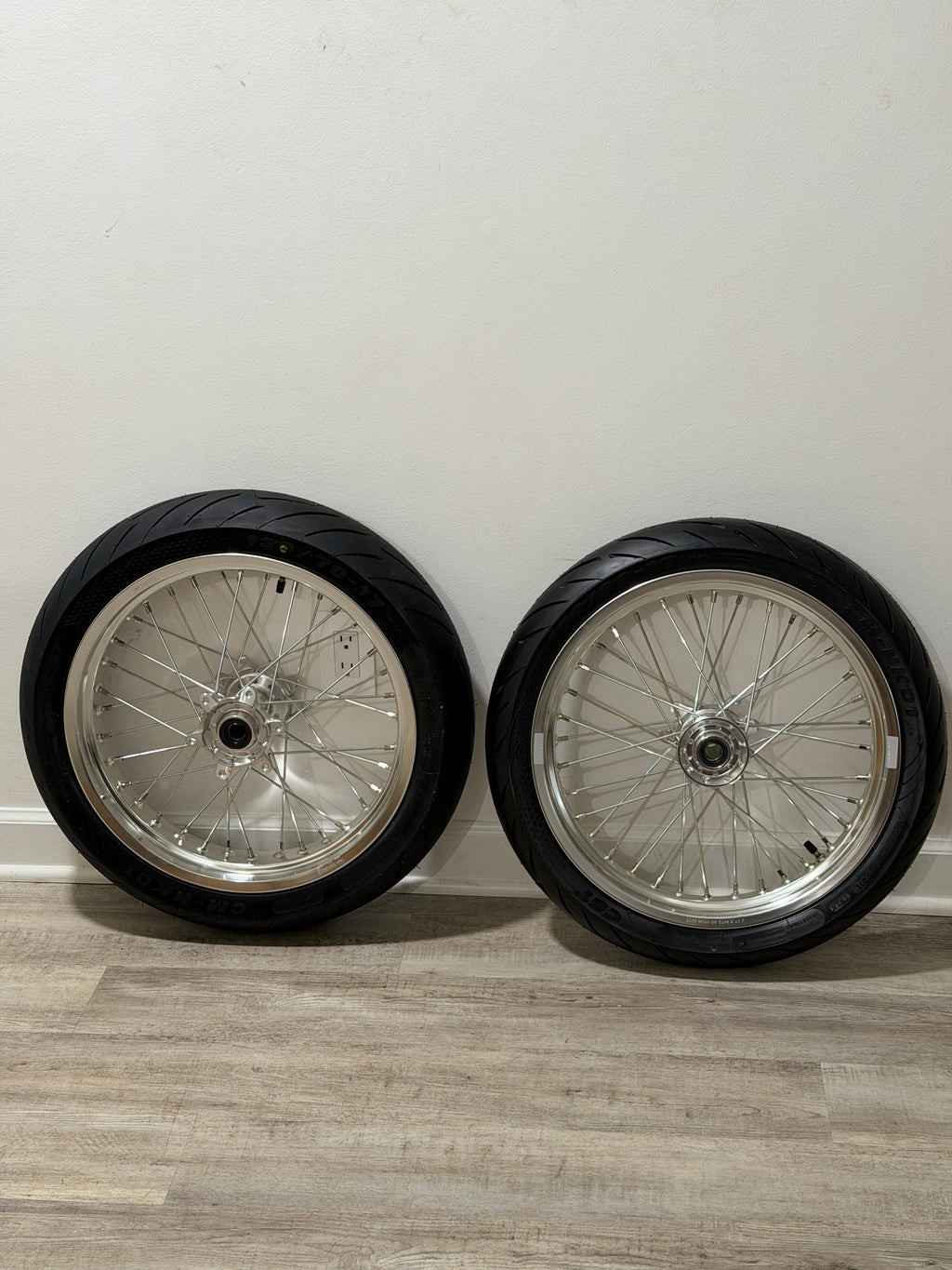 Chrome Ultra bee Supermoto Wheelset